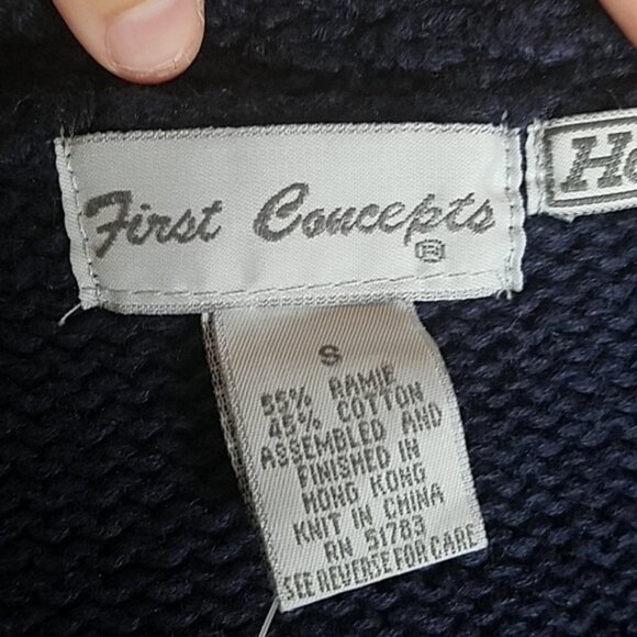 NWT First Concepts Hand Knit Floral Crop Cardigan - Picture 5 of 7